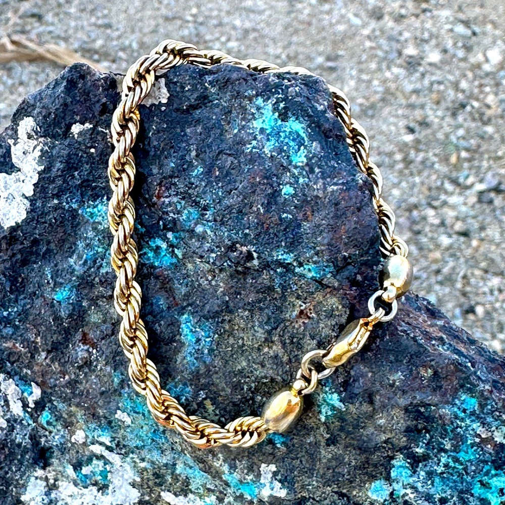 4 Gold Chain Bracelets Chunky & Rope Chain Nice! - Picture 5 of 5